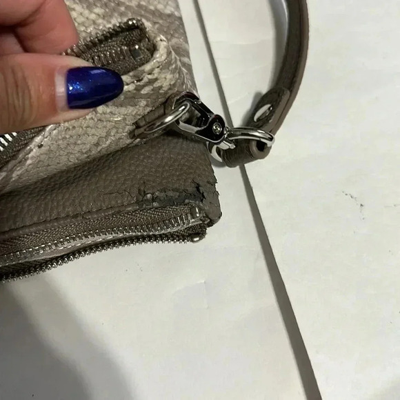 Jewel by Thirty-One Crossbody/Clutch - Picture 6 of 6